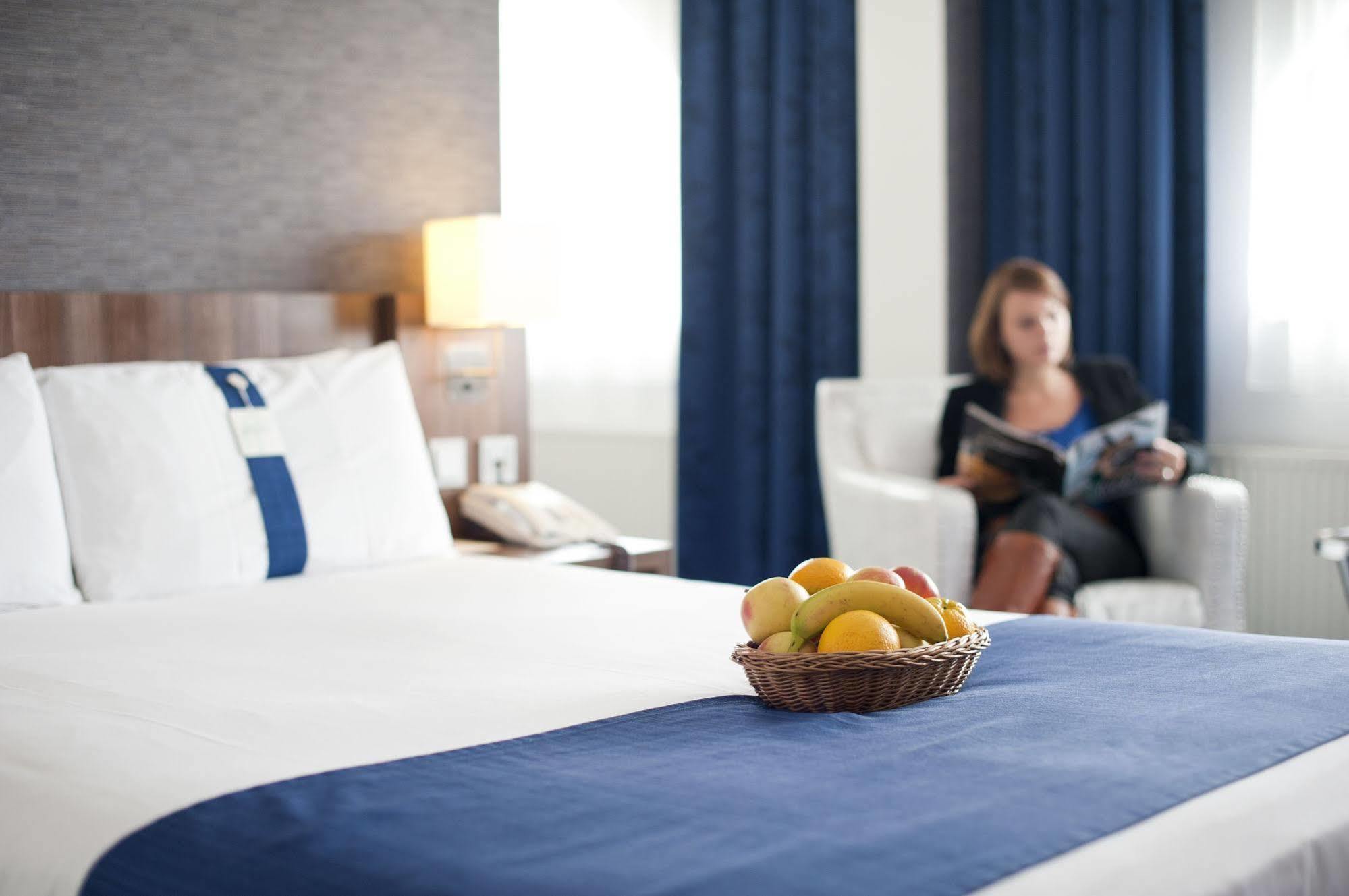 Hotel Port Of Moerdijk Eksteriør billede